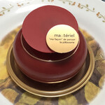 マテリエル - フランボワーズソースでコーティングされた美しいケーキ！