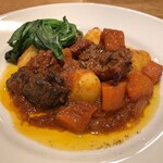 スガハラ - 群馬産 赤城和牛ネックのスペッツァティーノ（アップ）