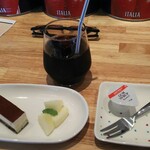 ボーノ - デザートセット  ティラミス＋アイスコーヒー（300円）