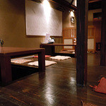 Tenshindou - 「てんしん堂」掘りごたつのテーブル席