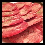 大衆炭火焼肉ジンギスカン ホルモン酒場 風土. - 大好きな牛タン