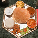 ダルマサーガラ - ミールスBセットノンベジタリアン