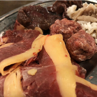 馬焼肉酒場 馬太郎_0