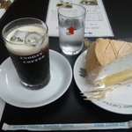 イノダコーヒ - レモンケーキ&アイスコーヒー