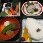 Pura ttu tsu - 松花堂弁当・野菜天ぷら付き 1,300円（税別）の 松花堂弁当。　　　　　　2020.02.01