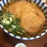 手打うどん 虹や - きつねうどん