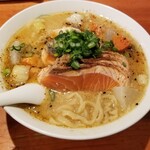 麺屋 六感堂 - 鮭の粕汁らーめん＋炙りサーモン