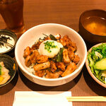 Aburaya - 炭火焼き鳥丼