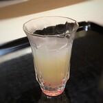 にい留 - 北寄貝のスープ（お酒とお水のみで）・・貝の旨みが凝縮していて、最初に頂くには最適