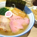心の味製麺 平井店 - 塩しょうがらーめん 850円 ミニ炒飯 350円