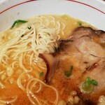 都飯店 - 麺とチャーシュー