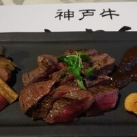 神戸牛 八坐和 阪急三宮店 - 