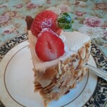 北浜レトロ - 季節の果実の紅茶ケーキ
