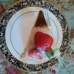 北浜レトロ - 季節の果実の紅茶ケーキ