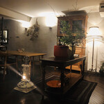 エル・バウ・デコラシオン - 優しげなライティングが美しいristorante。