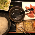 Jei Eizennou Mi-To Fu-Zu Chokuei Yakiniku Pyua - 