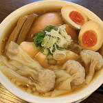 らぁ麺 紫陽花 - ・煮干らぁ麺 900円
      ・特製トッピング 250円
      ・わんたん大粒3個 200円
      