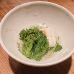 オオクサ - 名古屋コーチンのスープ
      お餅と鶏肉入り！菜の花で春ぅー