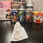 セブンイレブン - 【参考写真】セブソイレブソとローンソのコラボレーション