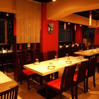 ご宴会にもご利用ください♪店内はゆったり落ち着ける空間です！