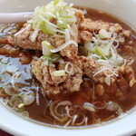 台湾料理 嘉宴楼 - 唐揚げラーメン