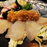 oyogitorafuguryourisemmontenajiheisonezaki - 活ぶつ切りてっさ　鬼おろしポン酢と生白菜と一緒に食べます