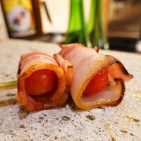 ひきざんたしざん - アイコトマト覚王山ベーコン巻き