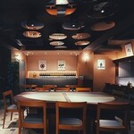 壁の穴 - 