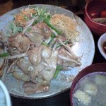 嘉暮家 十六 - ランチ　豚肉とニンニクの芽のスタミナ炒め