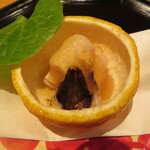 Gion Takeuchi - とり貝 蟹を蕪で巻いて酢の物に