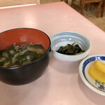 梶ノ亭 - マグロ丼付属品