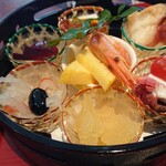 北海道料理 海籠 - てまり寿司御膳 2,530円(税込)、前菜