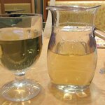 Saizeriya - サイゼリヤ 「白ワイン（デキャンタ）」