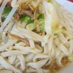 ラーメン二郎 - 野菜（そのまま）
