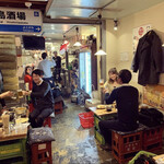 廣島酒場。 - 1階席