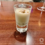 虎峰 - ピータンの黒胡麻と豆乳ソース