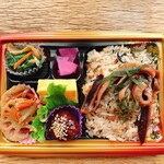 いとく二ツ井ショッピングセンター - もち麦入りアオリイカご飯弁当