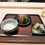 紀茂登 - 白ご飯　香の物　シャトーブリアンの炭火焼き