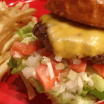 CHEESE BURGER  - チーズバーガー - （テイクアウトＯ.Ｋ！）