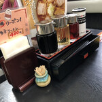 Aidukitakata ramen bannaiko boshi - テーブルセッティング…綺麗にまとまっています