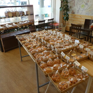 おいしいパン屋さん_2