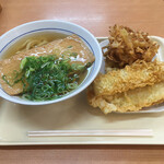 Tsuru maru - きつねうどん320円+野菜かきあげ150円+鶏ささみ天130円+いかの天ぷら140円
                        計814円