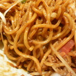 CHINESE DESSERT＆DINING 802  - 麺のアップ