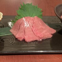 よろにく - 右に白センマイ