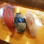 よね吉 - 中トロ、鮑、九絵