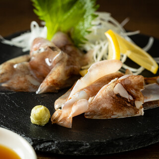 豊富なおつまみとお酒を楽しめる