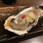 Kaisen Izakaya Isokan - 生牡蠣