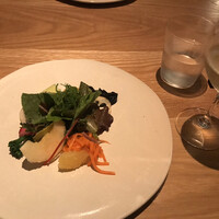 ラ・ボンヌターブル - 