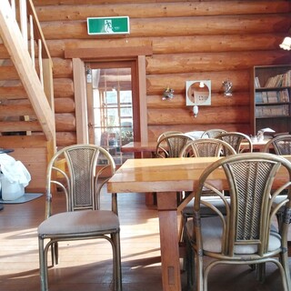 軽食・喫茶 翌檜_2