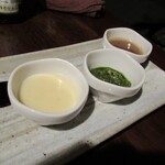 池袋 ビストロ モンパルナス - 肉グリルのソース3種